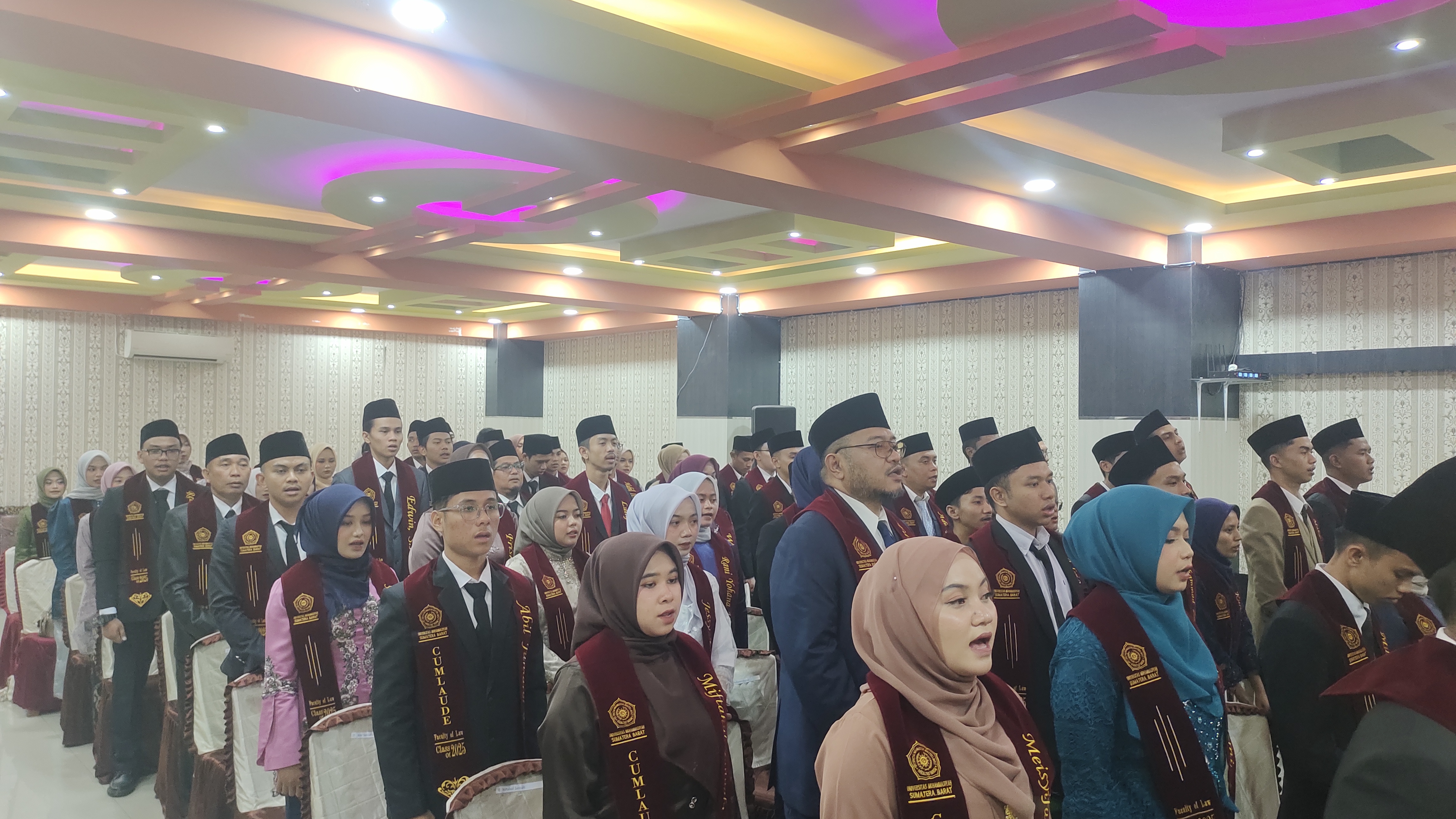 Wisuda UMSB